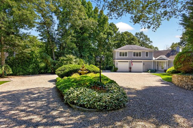 86 Pimlico Pond Road, Mashpee, MA 02649