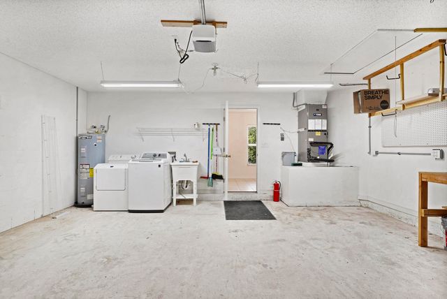 444 Mango Cir, St Augustine, FL 32095