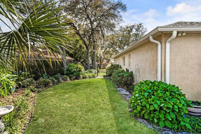 444 Mango Cir, St Augustine, FL 32095