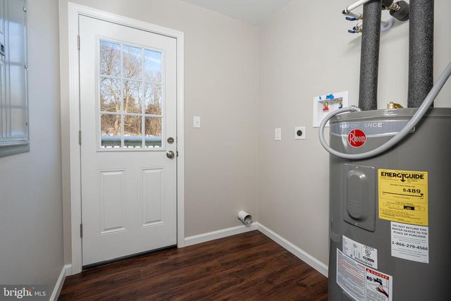 1021 ALLEN RD, Birdsboro, PA 19508