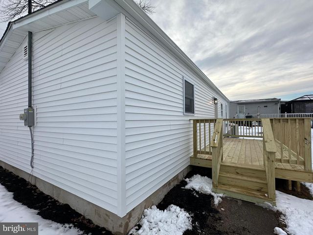 1021 ALLEN RD, Birdsboro, PA 19508