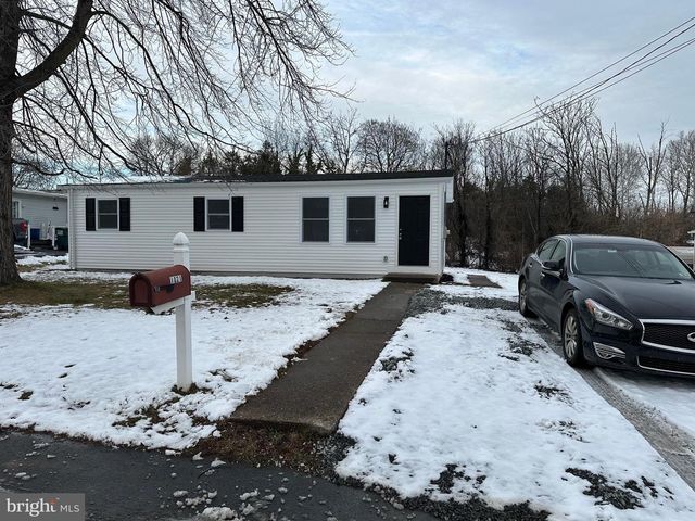 1021 ALLEN RD, Birdsboro, PA 19508