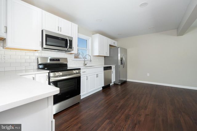 1021 ALLEN RD, Birdsboro, PA 19508