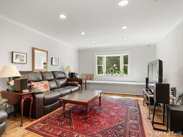 30 Rolling Wood Drive, Trumbull, CT 06611