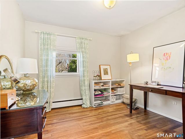 30 Rolling Wood Drive, Trumbull, CT 06611