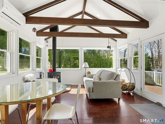 30 Rolling Wood Drive, Trumbull, CT 06611