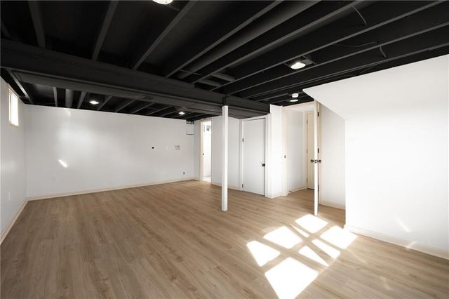 901 SW Speas Drive, Blue Springs, MO 64014