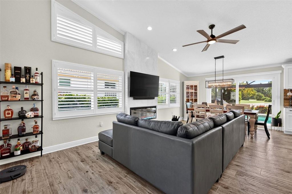 Image 34 of property listing at 6806 PLEASANT HILL ROAD, Bradenton, FL 34203