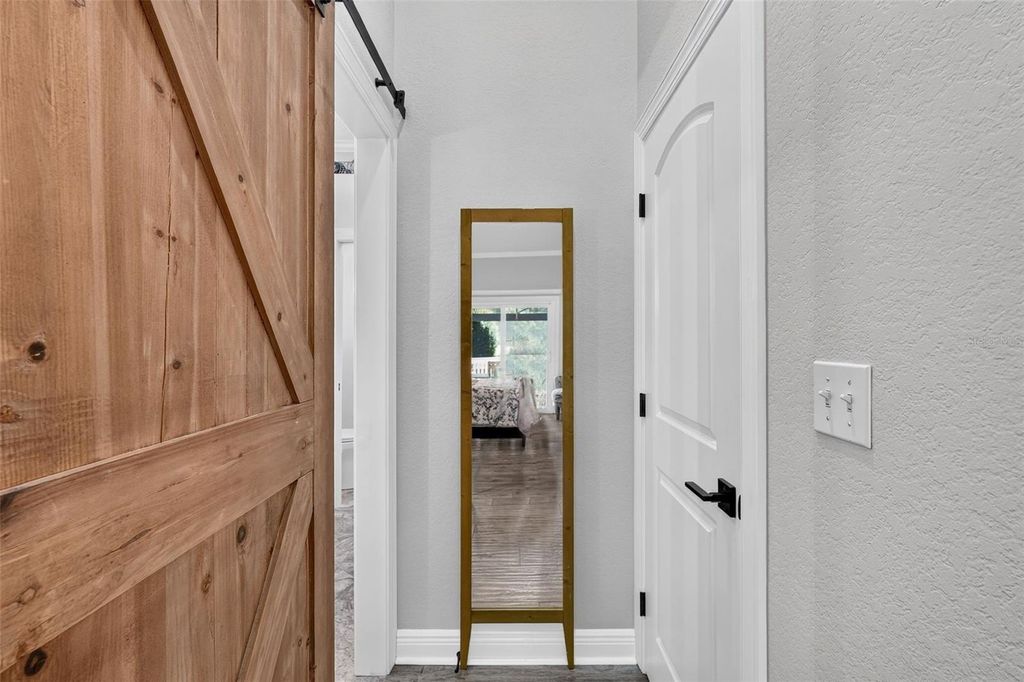 Image 41 of property listing at 6806 PLEASANT HILL ROAD, Bradenton, FL 34203