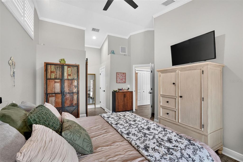 Image 48 of property listing at 6806 PLEASANT HILL ROAD, Bradenton, FL 34203