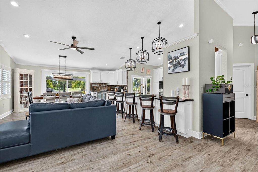 Image 57 of property listing at 6806 PLEASANT HILL ROAD, Bradenton, FL 34203