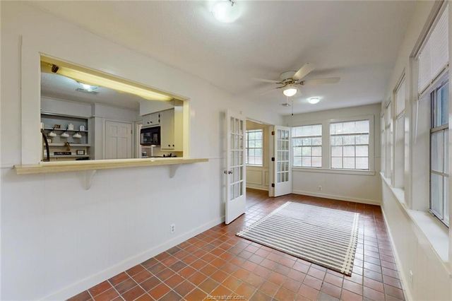 900 Westview Street, Bryan, TX 77802