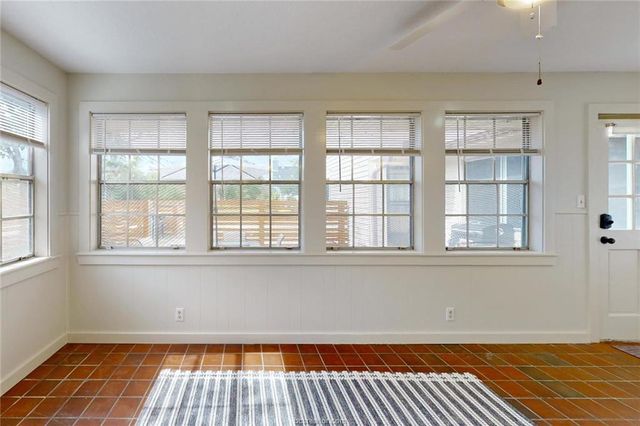 900 Westview Street, Bryan, TX 77802