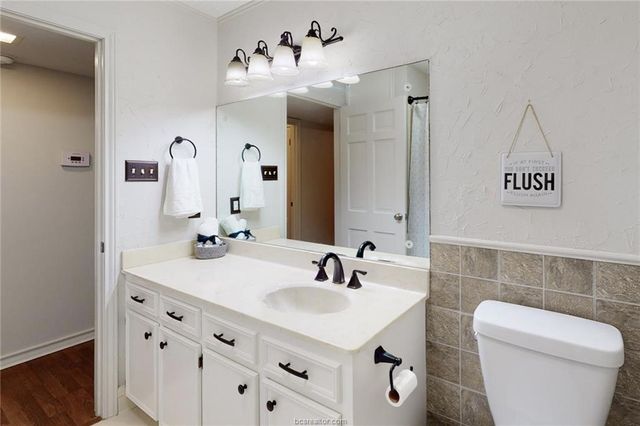 900 Westview Street, Bryan, TX 77802