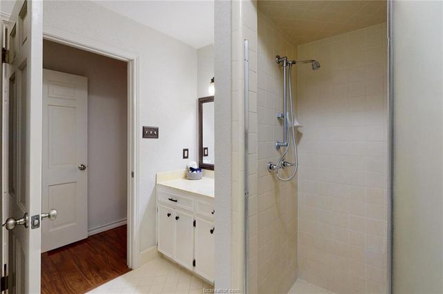 900 Westview Street, Bryan, TX 77802