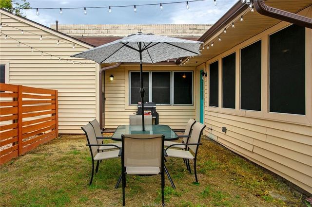 900 Westview Street, Bryan, TX 77802