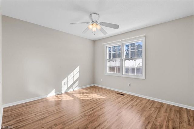 311 Salisbury Street 29, Kernersville, NC 27284