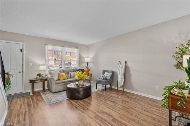 311 Salisbury Street 29, Kernersville, NC 27284