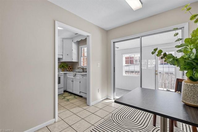311 Salisbury Street 29, Kernersville, NC 27284