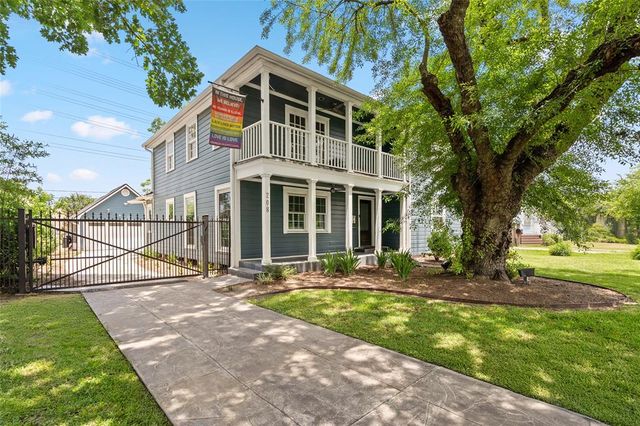 208 W 34th Street, Houston, TX 77018