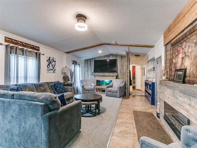 20630 Walker Road, Tecumseh, OK 74873