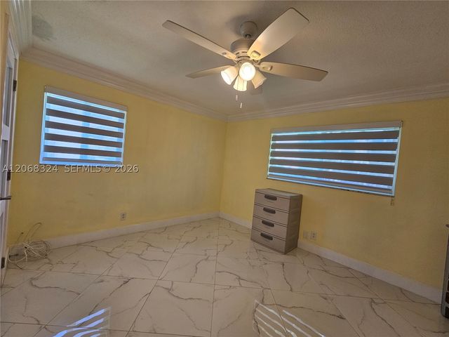 2661 NW 4th Ave, Pompano Beach, FL 33064