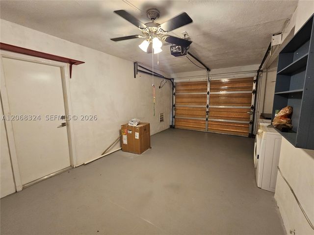 2661 NW 4th Ave, Pompano Beach, FL 33064