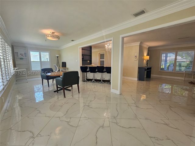 2661 NW 4th Ave, Pompano Beach, FL 33064