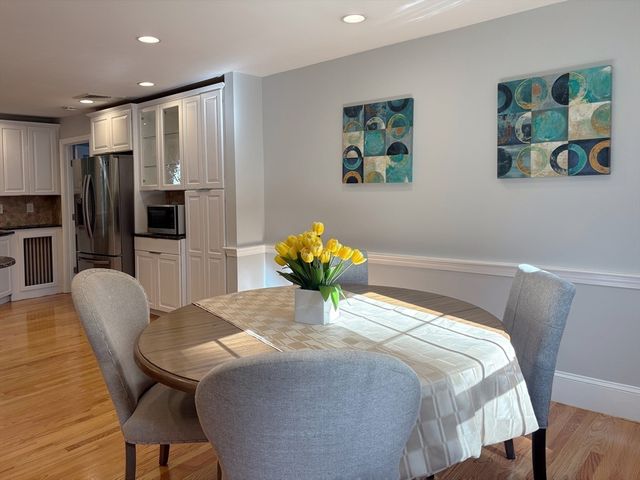 50 Dwhinda Rd, Newton, MA 02468