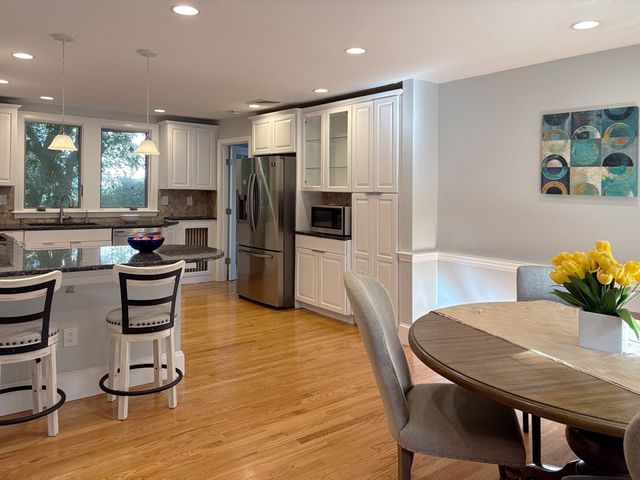 50 Dwhinda Rd, Newton, MA 02468