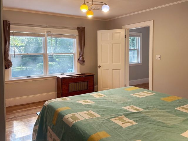 50 Dwhinda Rd, Newton, MA 02468