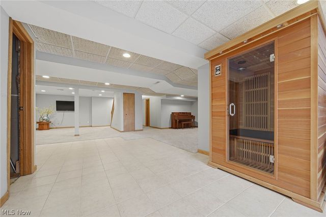 1365 Vermillion Drive, New Franklin, OH 44203