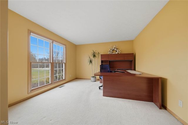 1365 Vermillion Drive, New Franklin, OH 44203