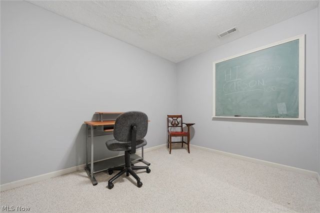 1365 Vermillion Drive, New Franklin, OH 44203