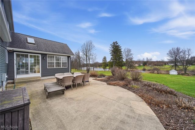 1365 Vermillion Drive, New Franklin, OH 44203