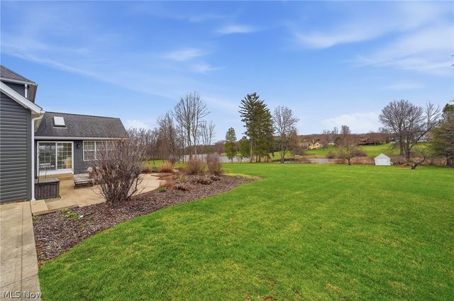 1365 Vermillion Drive, New Franklin, OH 44203