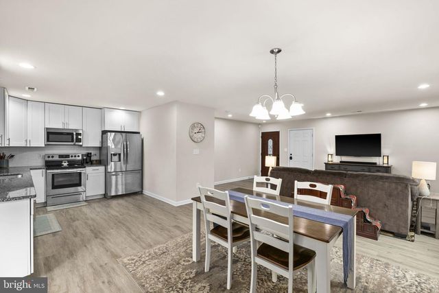 84 PINEWOOD LN., Colonial Beach, VA 22443