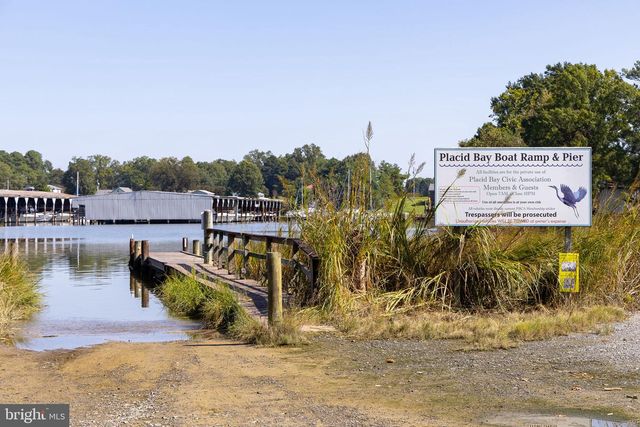 84 PINEWOOD LN., Colonial Beach, VA 22443