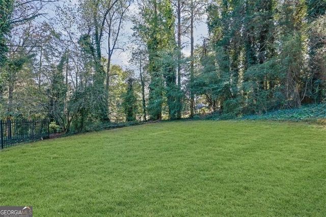 367 Lake Forest Drive, Acworth, GA 30102