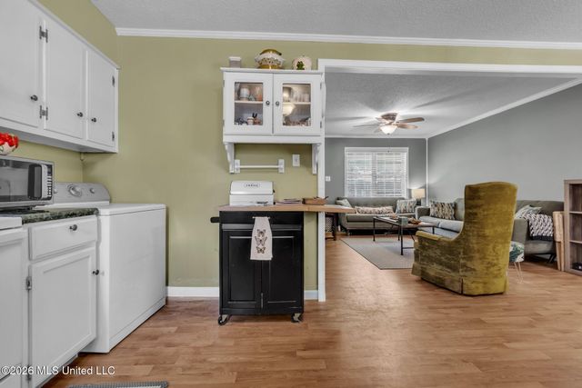 2219 Colonial Hills Drive, Southaven, MS 38671