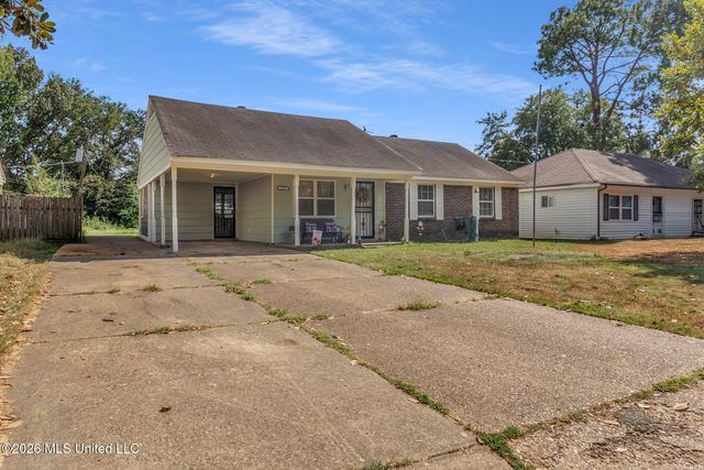 2219 Colonial Hills Drive, Southaven, MS 38671