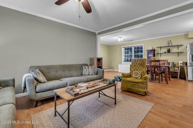 2219 Colonial Hills Drive, Southaven, MS 38671