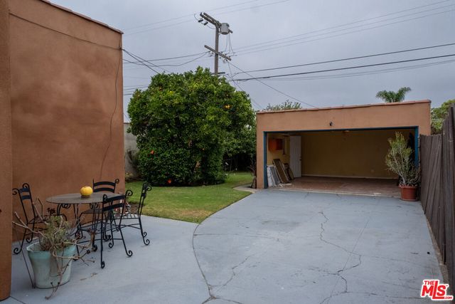 8714 S Wilton Place, Los Angeles, CA 90047