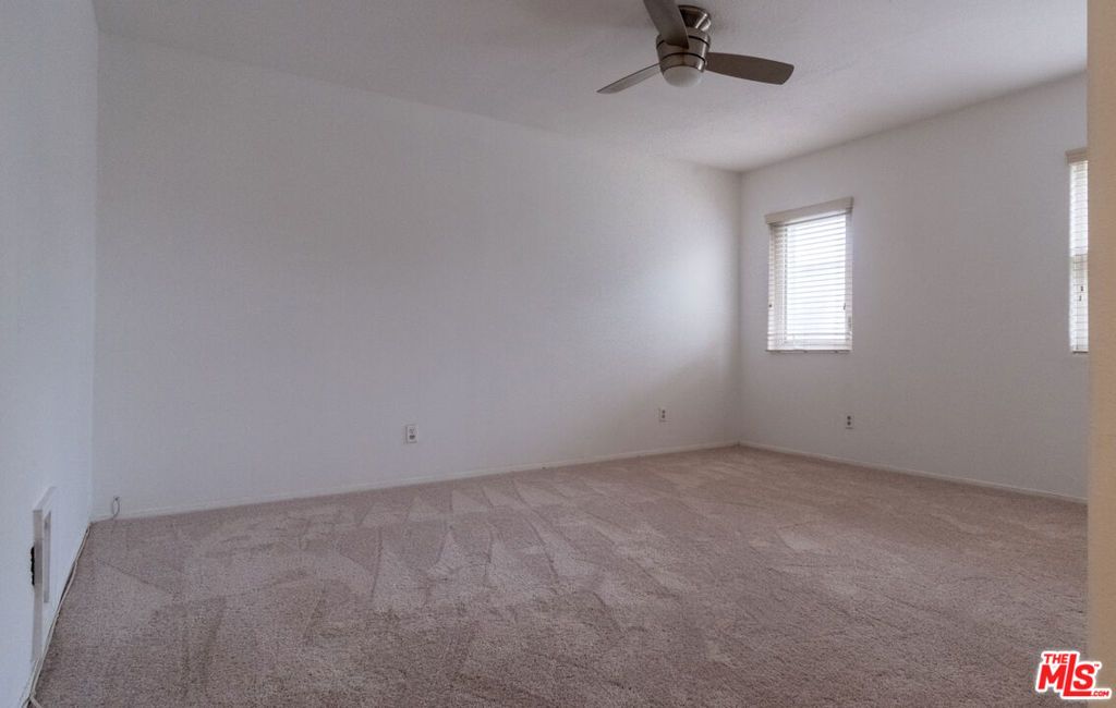 Image 9 of property listing at 8714 S Wilton Place, Los Angeles, CA 90047