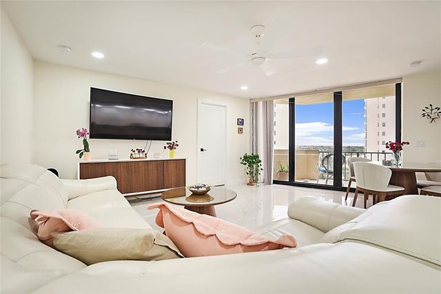 2800 N Ocean Drive, West Palm Beach, FL 33404