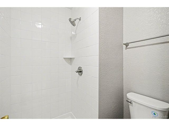 19774 Applewood Ct, Parker, CO 80138