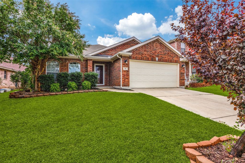 316 Crosscreek Drive, Princeton, TX 75407