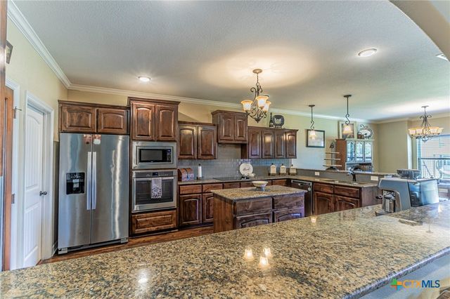 253 RANGER Boulevard, Salado, TX 76571