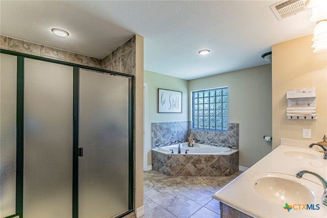 253 RANGER Boulevard, Salado, TX 76571