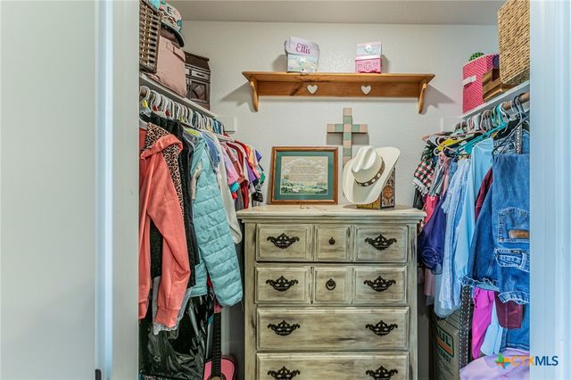 253 RANGER Boulevard, Salado, TX 76571